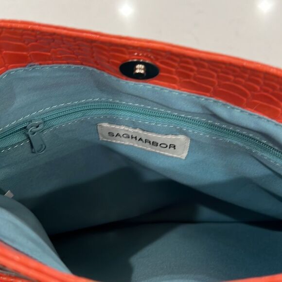 SAG HARBOR SHINY CORAL FAUX LEATHER HANDBAG TOTE SATCHEL PURSE - Picture 6 of 8